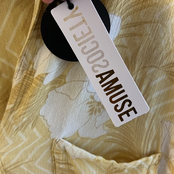 Island Oasis Short Sleeve Aloha Dress - Picture 4 of 9